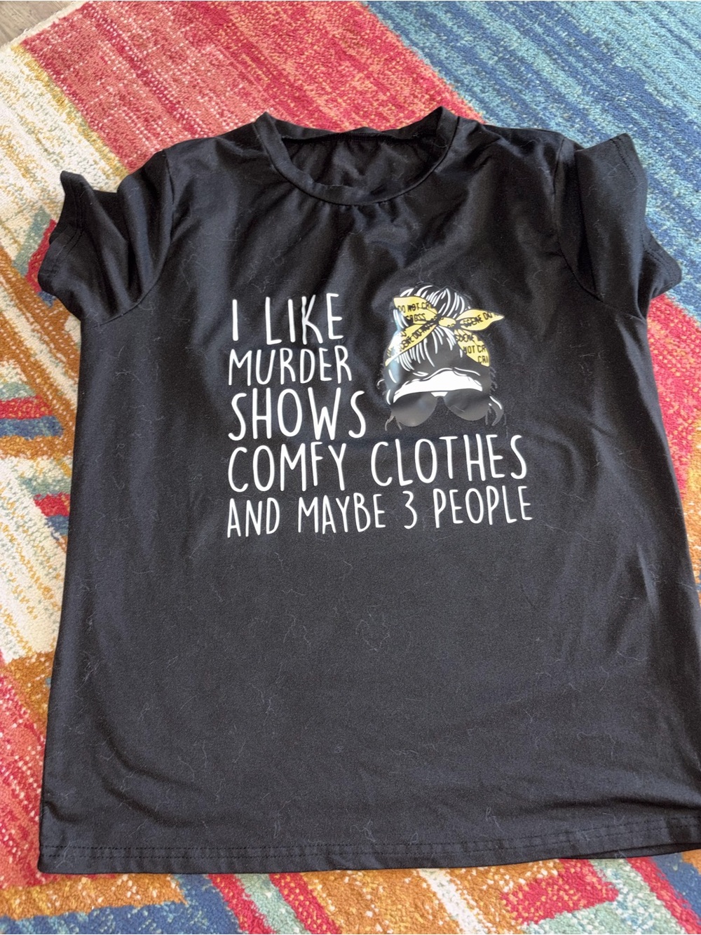 Black Graphic Short-Sleeve Tee – 'I Like Murder Shows' Slogan